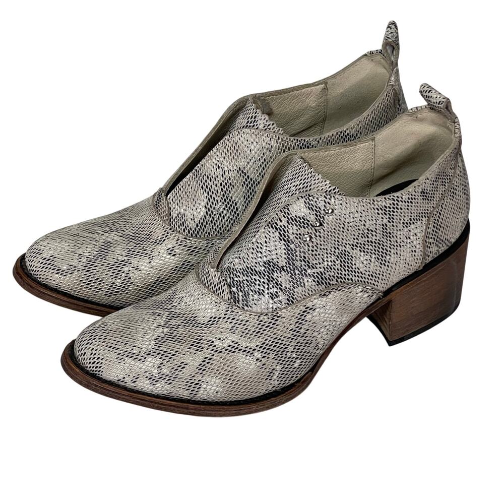 Freebird By Steven Women’s Sadie Python Embossed … - image 1